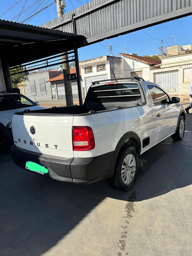 Volkswagen Saveiro 1.6 Robust Cab. Simples Total Flex 2p