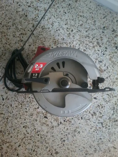 Sierra Circular Skilsaw . 2.3 Hp (Usado)