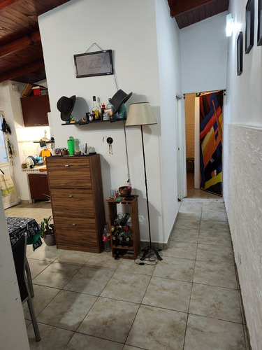 Imagen 6 de 11 de Ph De Tres Ambientes Con Entrada De Auto