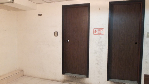 Imagen 5 de 7 de Local Comercial En Venta En La Urbina