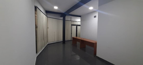 Imagen 7 de 15 de Local En Alquiler Av Miranda Barcelona