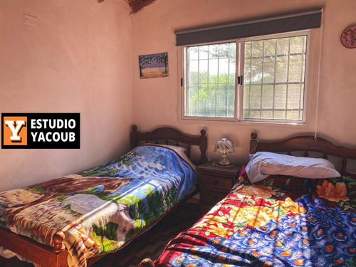 Casa En Venta - 2 Dormitorios 2 Baños - 1.000mts2 - Cortaderas, Balcarce