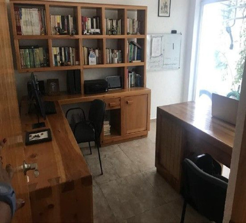 Residencia En Misión San Jerónimo, 4 Habitaciones, Estudio, Cto Serv, Jardín..