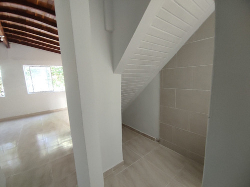 Imagen 6 de 9 de Apartamento Duplex En La Castellana Para Estrenar, 3 Habitaciones, 2 Baños, Parqueadero