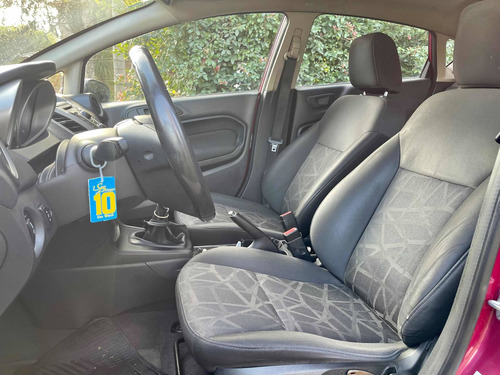 Ford Fiesta Kinetic Design 1.6 Design 120cv Titanium 2011