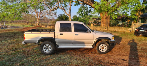 Toyota Hilux 2.8 Sr5 Cab. Dupla 4x4 4p