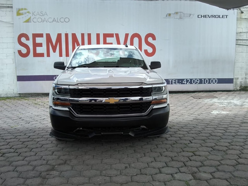 Imagen 8 de 8 de Chevrolet Silverado 2017 5.3 V8 2500 Ls Cabina Extendida 4x2
