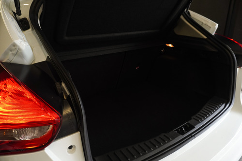 Ford Focus 1.6 S 5p 2016