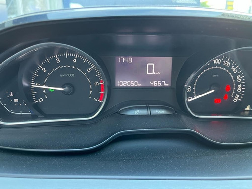 Imagen 7 de 14 de Peugeot 208 Allure Touchscreem 2016