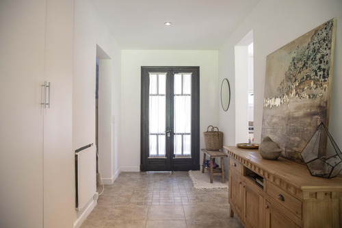 Casa En Venta En Santa Catalina, Villanueva, Tigre