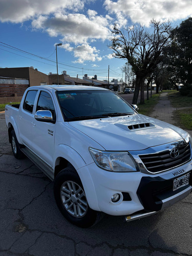 Toyota Hilux 3.0 Cd Srv Cuero 171cv 4x4 5at