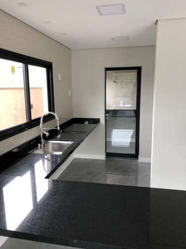 Imagem 16 de 30 de Sobrado Para Venda Com 3 Dormitórios No Bella Citta Em Mogi Das Cruzes - Ca00299 - 69950356