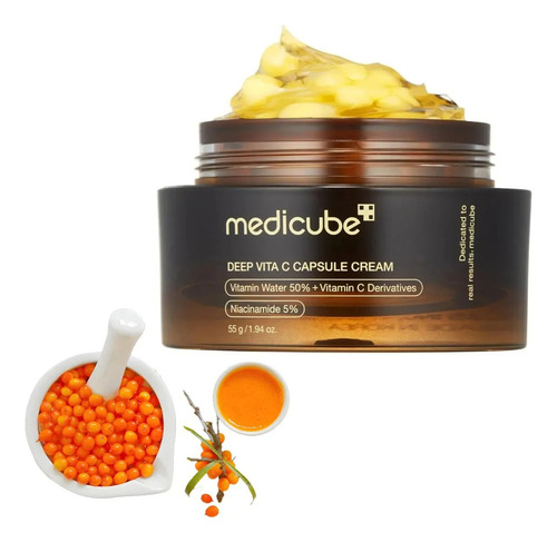 `cápsula Dourada Hidratante Facial Medicube Deep Vitamin C.
