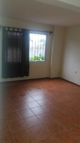 Imagen 4 de 12 de Alquilo Casa 2 Dormitorios En Sayago.. Reservada.