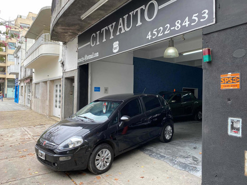 Fiat Punto 1.4 Attractive Pack Top Uconnect 2016