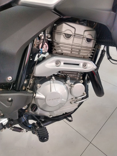 Imagem 6 de 8 de Honda Xre 300 Abs