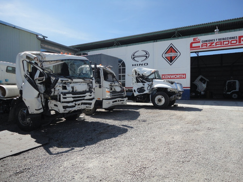 Imagen 9 de 10 de Isuzu Forward 1100 2018 Por Partes