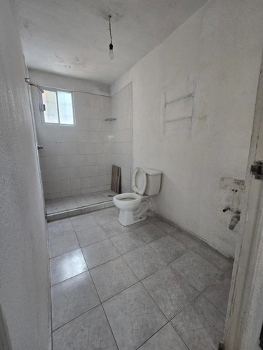 Se Vende Casa De Recuperación Bancaria En Rel Del Bosque, Tultitlan, Mv