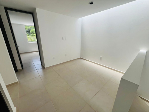Estrena Casa En Zibatá, Club De Golf - 4ta Recamara En Pb Con Baño Completo