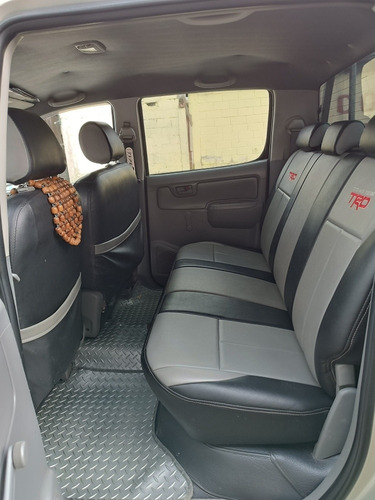 Imagen 4 de 10 de Toyota Hilix 2.7 2012 D/c
