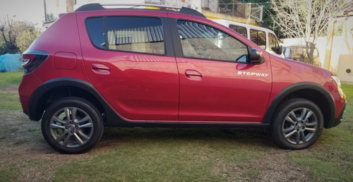 Imagen 4 de 11 de Renault Sandero Stepway Intense Full (no Duster Gol Argo )