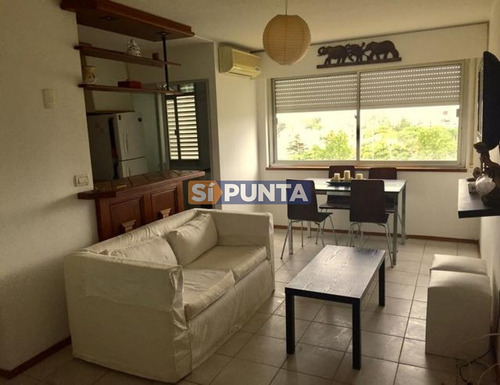 Imagen 2 de 8 de Apartamento En Alquiler Anual Y Venta