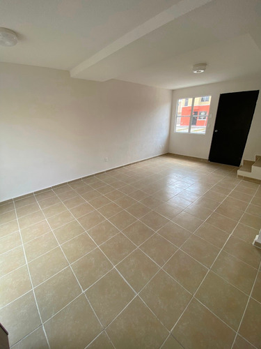 Imagen 6 de 12 de Hermosa Casa Nueva En Privada En Real Solare