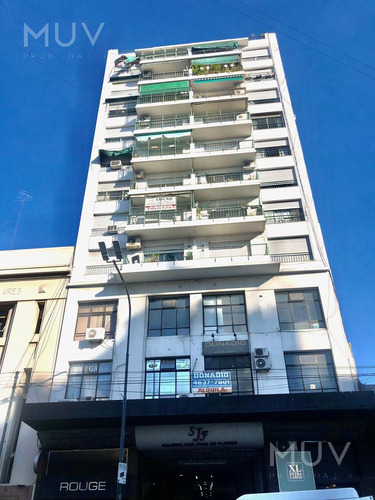 Rivadavia 6800. Flores. Hermoso Departamento Sobre Galeria San Jose.