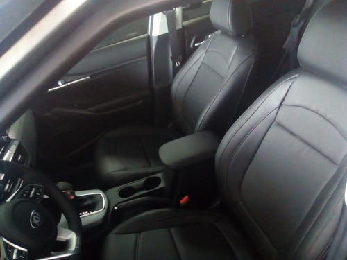 Kia Seltos 1.6 A/t Full.
