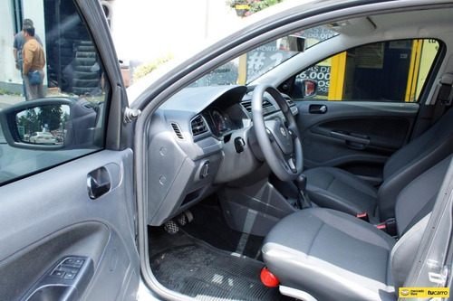 Imagen 16 de 25 de Volkswagen Voyage 1.6 Trendline