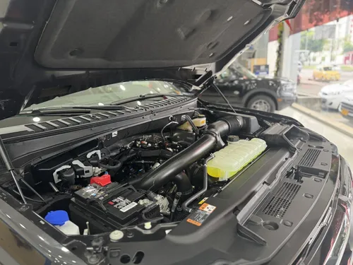 Ford Expedition Stealth Performance 2024
