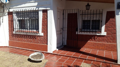 Imagen 8 de 18 de Casa En Ph, Barrio Residencial, A 300 Mts Del Mar!