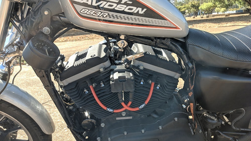 Imagem 2 de 12 de Harley Davidson Sportster Xl 883r Carburada