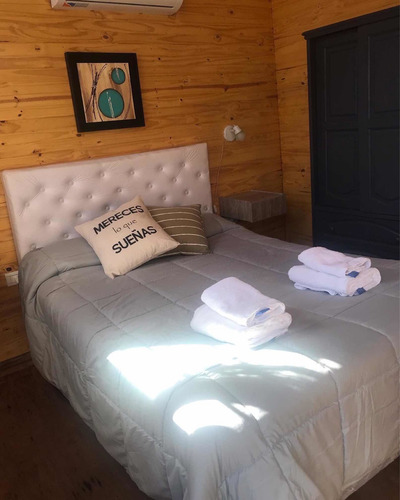 Imagen 14 de 21 de Cabañas Para 2 Personas Adultas En Gral Belgrano Pcia Bs As
