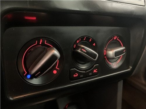 Volkswagen Crossfox 1.6 Mi 8v Flex 4p Manual
