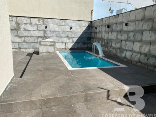 Imagem 15 de 25 de Casa Com 03 Pavimentos, Semi Mobiliada, 03 Suítes, Terraço, Sala De Jogos, Piscina, Churrasqueira, 03 Vagas De Garagem, Centro, Balneário Camboriú, Sc - Ca00056 - 70136947
