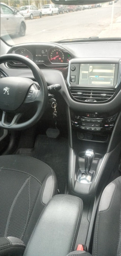 Peugeot 208 208 Active 1.2 At