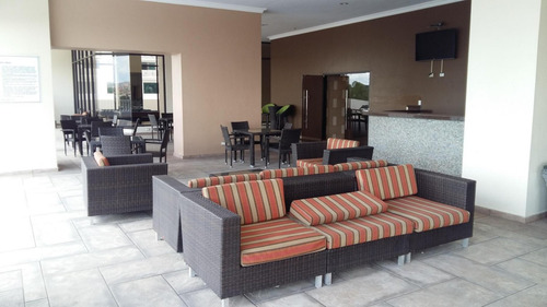 Imagen 12 de 14 de Venta De Apartamento En Ph Parque Del Mar 2, 20-2506