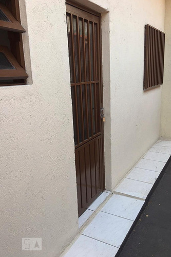 Casa Para Aluguel - Vila Carrão, 1 Quarto, 30 - 893164141