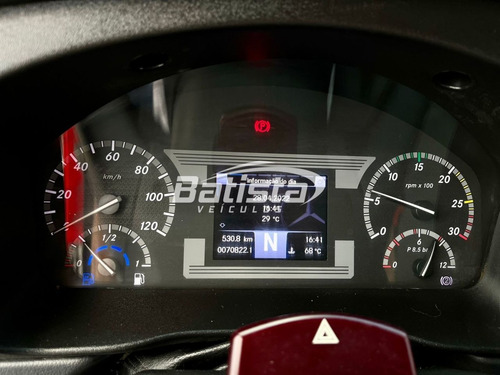Imagem 12 de 15 de Mercedes-benz Accelo 815 - 2018 - Baú 5.4m - Impecável