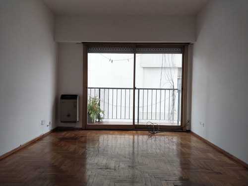 Alquiler Departamento 2 Ambientes Con Balcon 