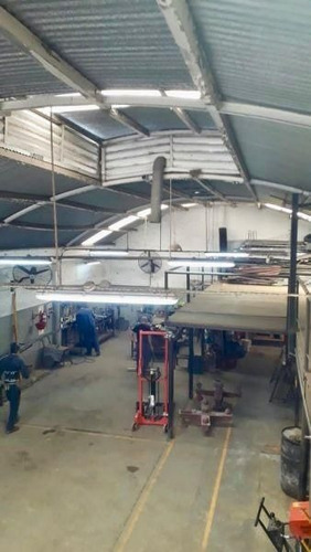 Imagen 3 de 3 de Ideal Inversores!!! Muy Buen Galpón 400m2 En Munro