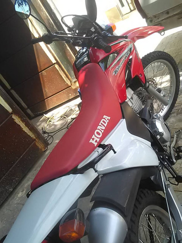 Imagen 4 de 9 de Honda Tornado 250