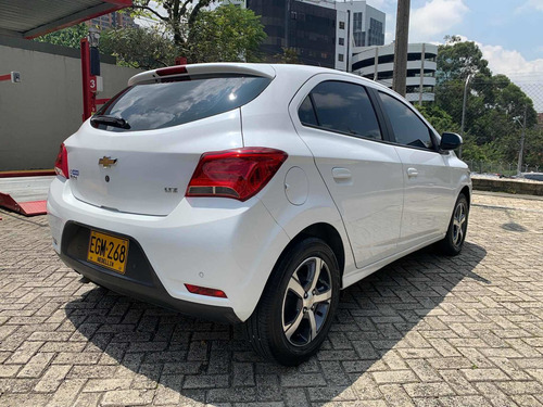 Chevrolet Onix 2018 1.4 Ltz 5 P