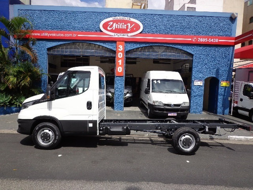 Imagem 8 de 9 de Iveco 35150 Completo
