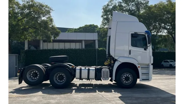 Volkswagen 25 360 Constel. 6x2 2022- Tanque Cheio Pago