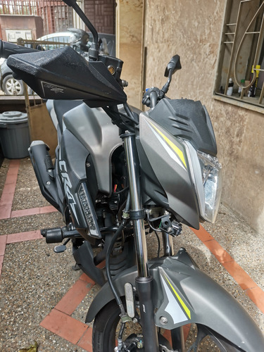 Akt Cr4 125cc. Modelo 2024.