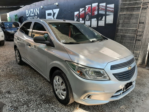 Imagen 3 de 5 de Chevrolet 2015 Onix 1.4 Lt