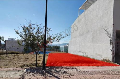 Terreno Escriturado De 116 M² En Condominio Almendros En Ciudad Maderas El Marqués, Querétaro
