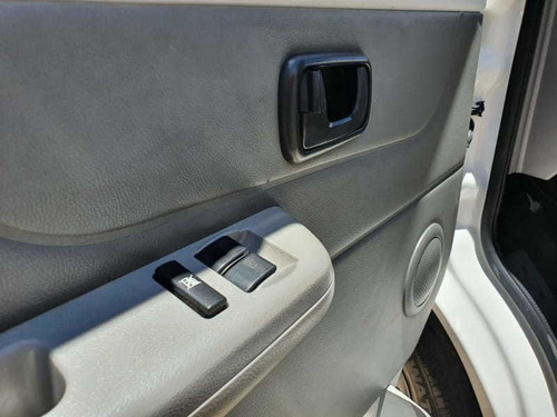 Imagem 5 de 9 de Effa V22 Pick Up Cd 1.3 16v 4p 2022